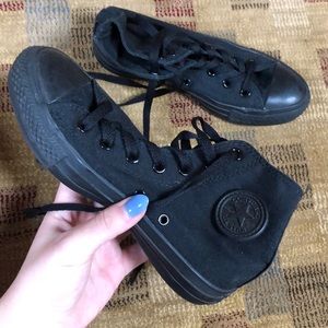 Black Converse